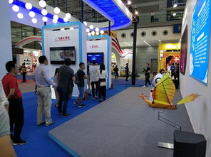 校區(qū) 五彩鳳凰 亮相中國(guó) 深圳 國(guó)際文化產(chǎn)業(yè)博覽交易會(huì)